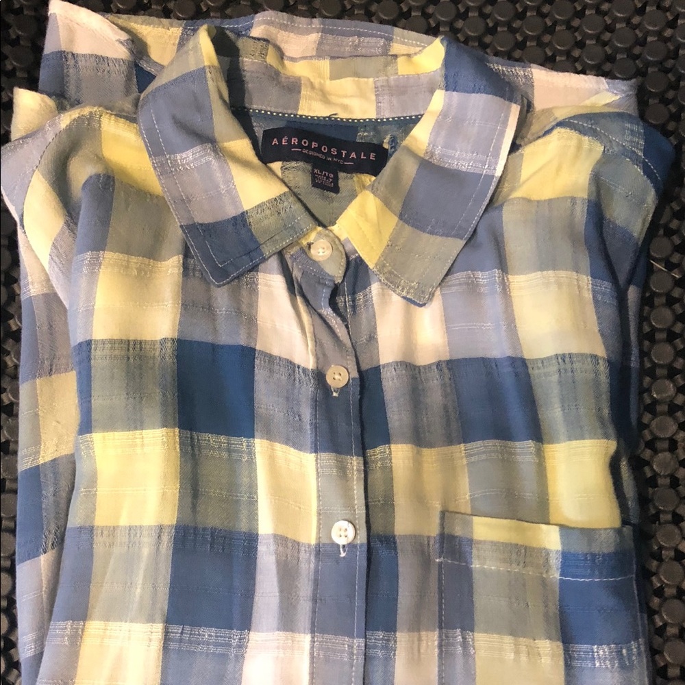 Aeropostale Button Down Plaid Top